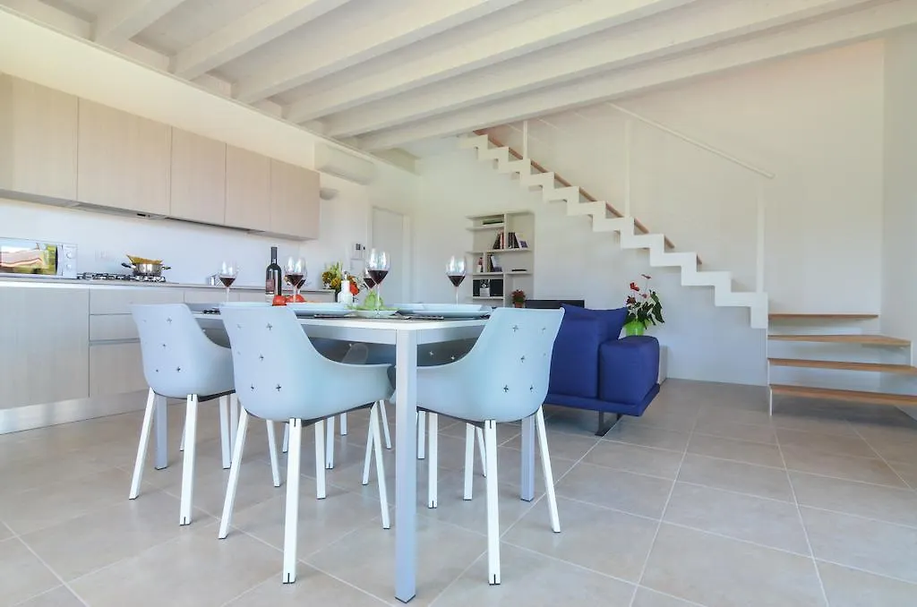Sirmione Halldis Apartments