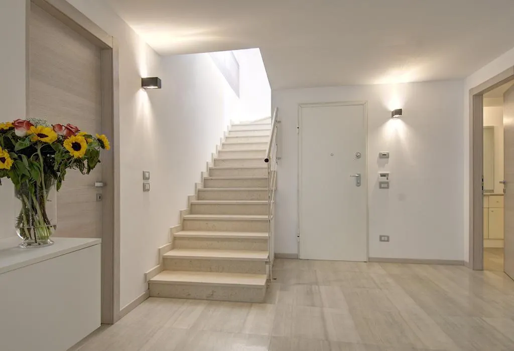 Sirmione Halldis Apartments