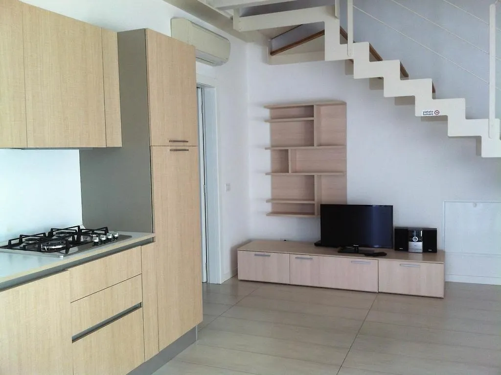 Sirmione Halldis Apartments