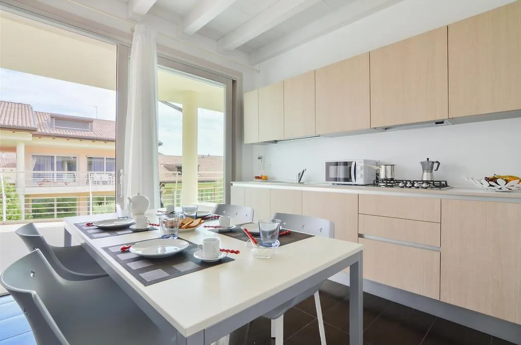 Sirmione Halldis Apartments 0*,  Italy