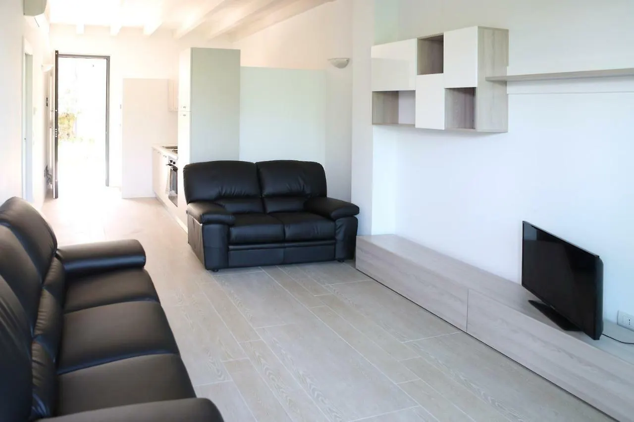 Sirmione Halldis Apartments