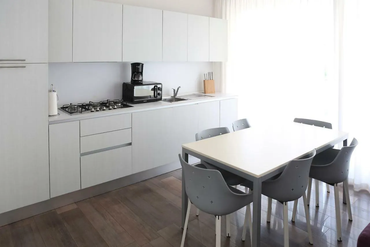 Sirmione Halldis Apartments Italy